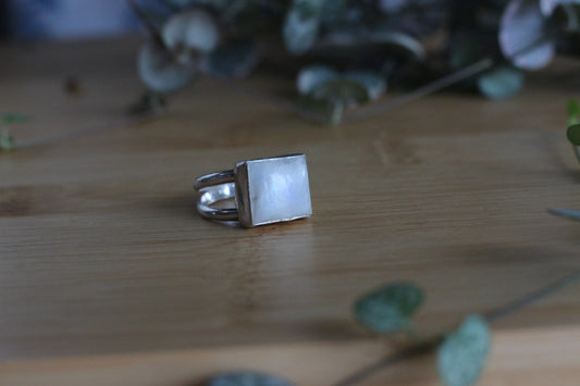 Rainbow Moonstone Ring // Size 7