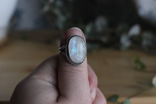 Rainbow Moonstone Ring // Size 8