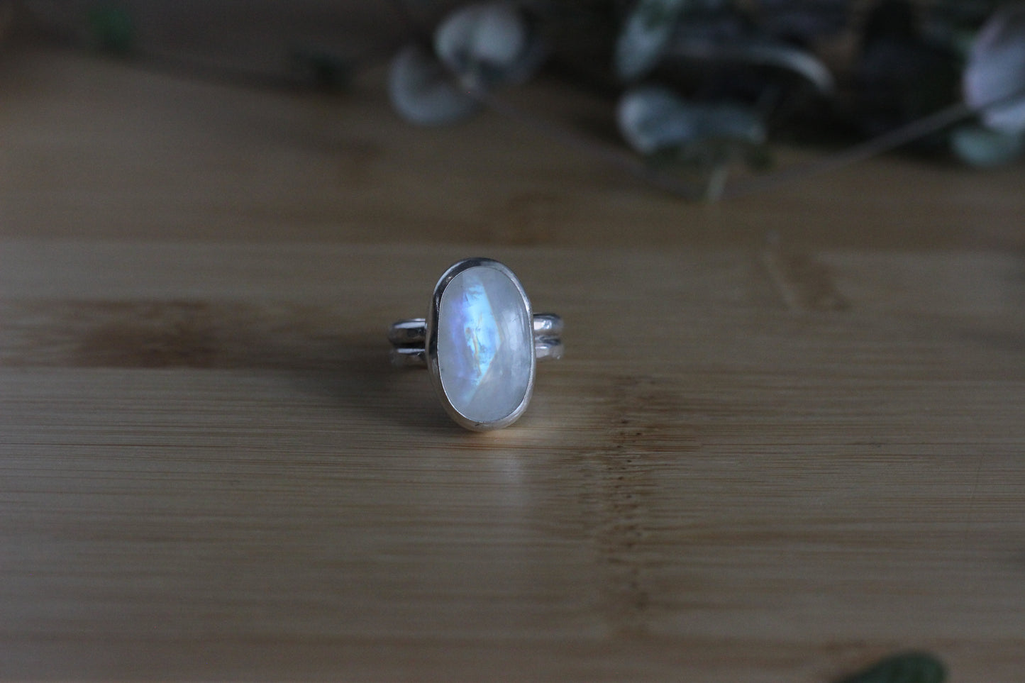 Rainbow Moonstone // Size 7